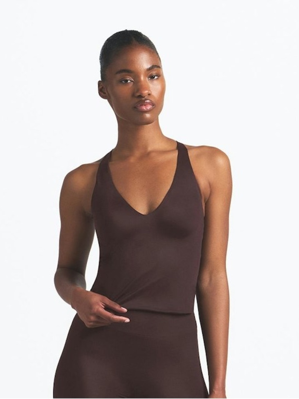 Nike skims v neck tank color phoenix